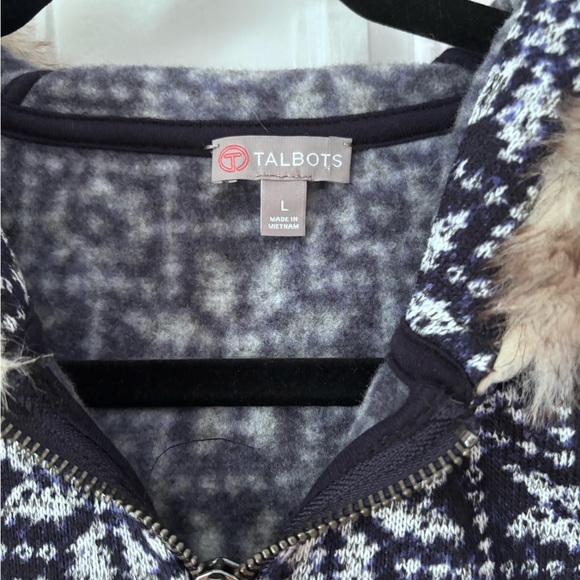 Talbots Nordic Faux Fur Snowflake Print Sleeveless Full Zip Vest Size Large - Picture 3 of 13